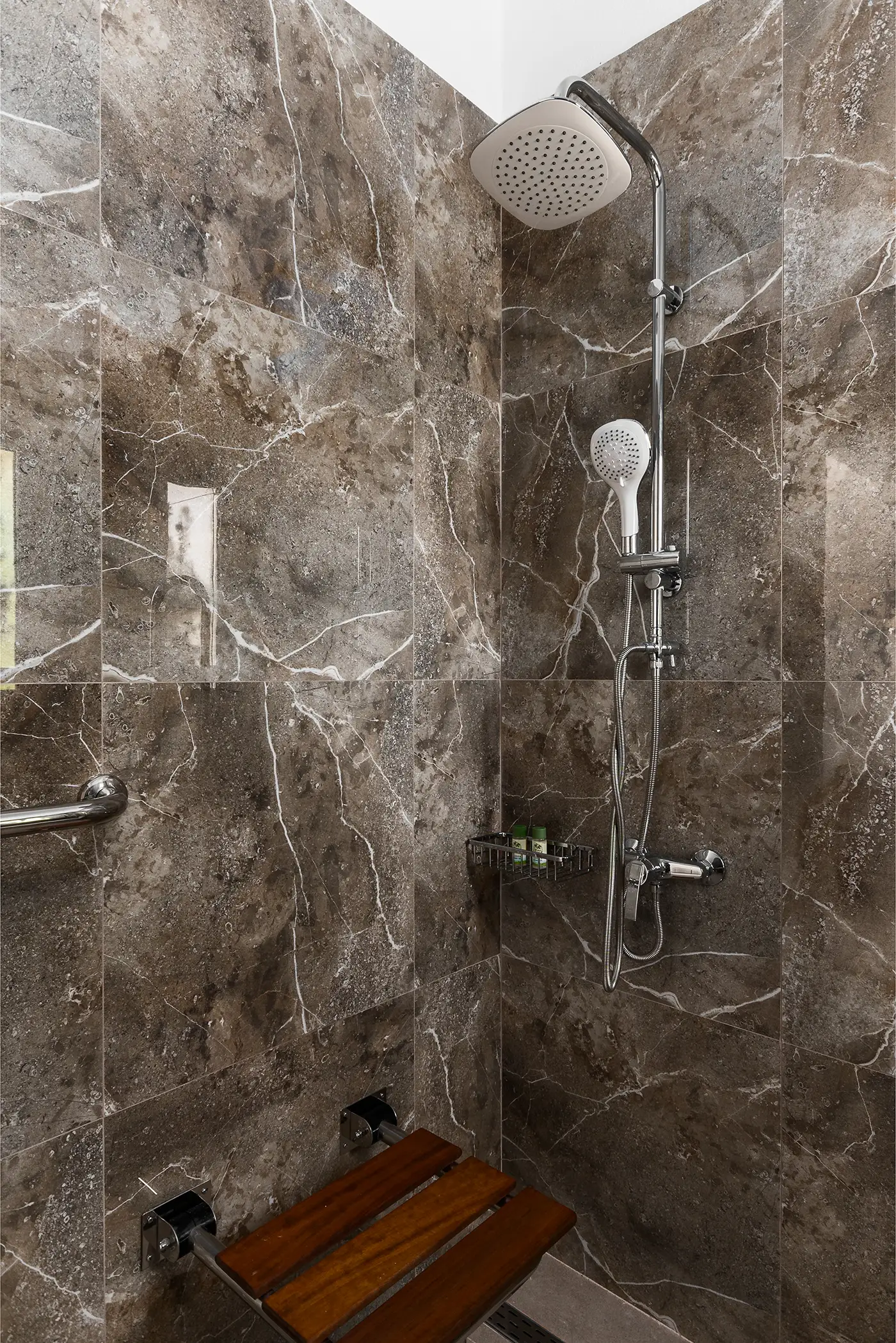 Konstantina apartments corfu kavos hotel corfu